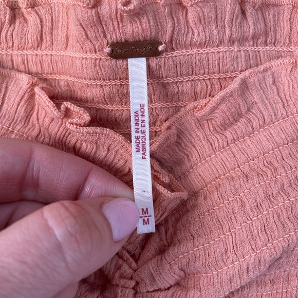 Free People It's A Cinch Crop Top 100% Cotton Smocked Sz Medium M Summer Casual - Picture 3 of 11